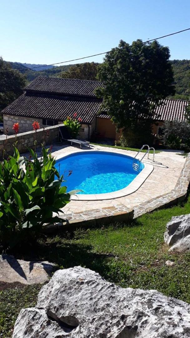 Holiday House Kapitani Holiday home Hum